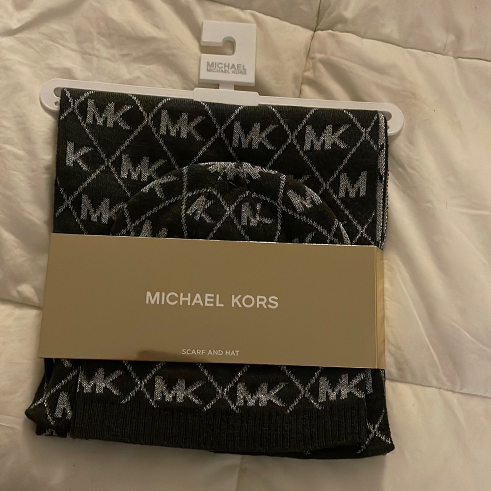 Michael Kors hat and scarf